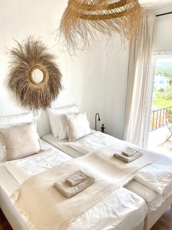 Ocean House - Ribeira D'Ilhas Ericeira Hostel Bagian luar foto