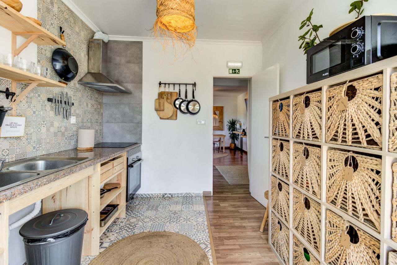 Ocean House - Ribeira D'Ilhas Ericeira Hostel Bagian luar foto